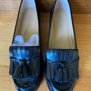 TALBOTS LAURA TASSELS LOAFER